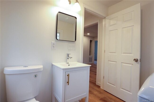 Photo - 21 Deer Trail S