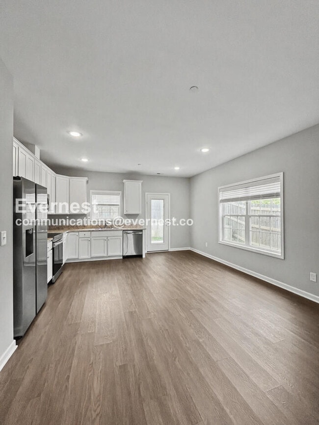 Photo - 1203 Trestle Dr