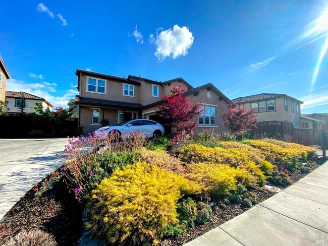 Photo - 873 Saratoga Dr