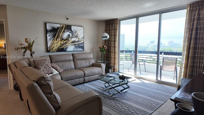 Photo - 3600 Mystic Pointe Dr Unit 1111