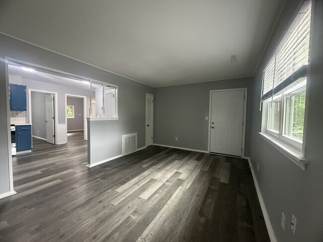 Photo - 902 E Frederick St