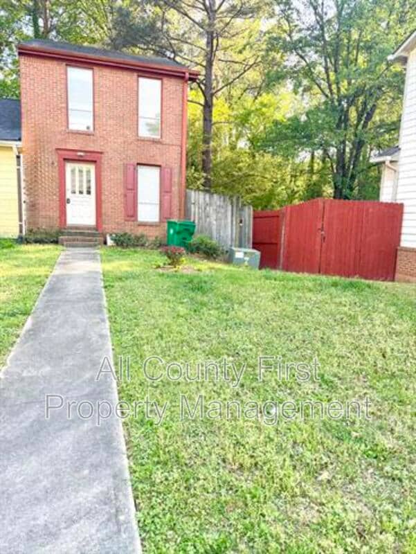 Building Photo - 910 Glynn Oaks Dr