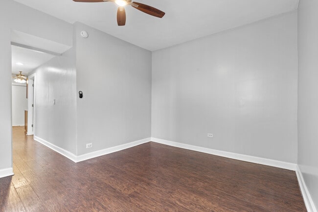 Photo - 2619 W Hirsch St Unit 2