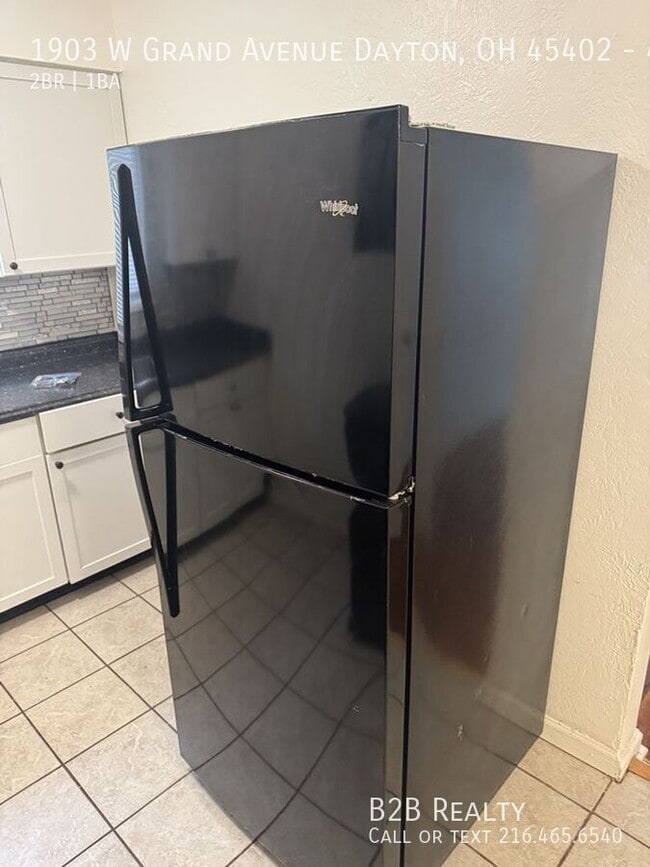 Photo - 1903 W Grand Ave Unit 4