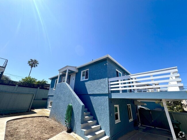 Building Photo - 4551 Santa Monica Ave Rental