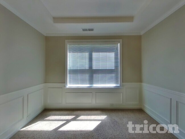 Photo - 3535 Arbroath Dr