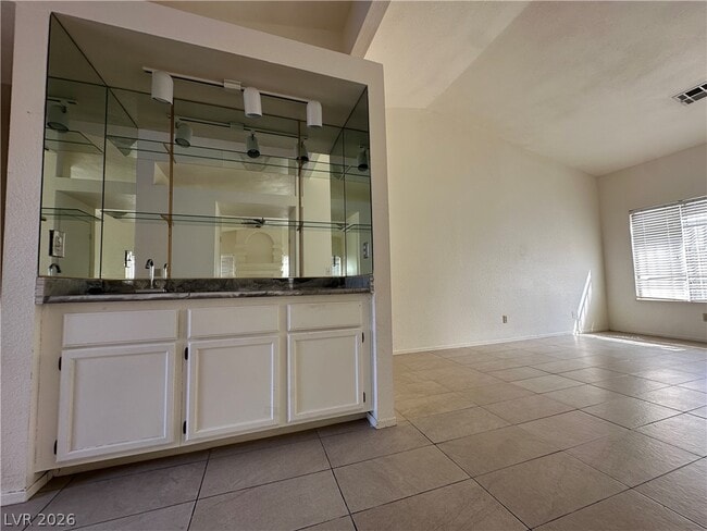 Photo - 1585 Rowan Tree Dr