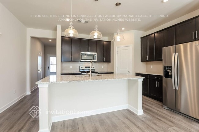 Photo - 304 Nessa St