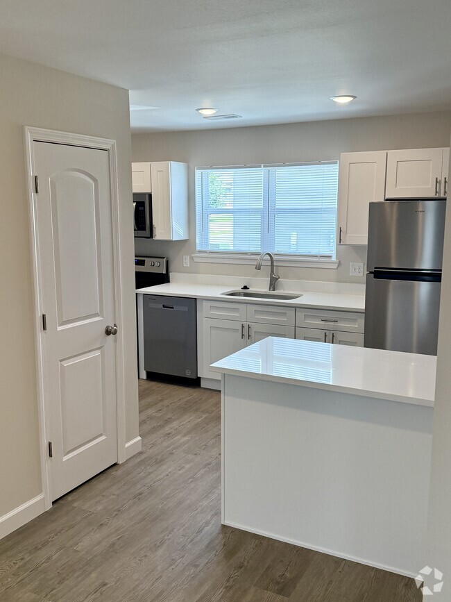 2 bed kitchen - Liberty Pointe Rental