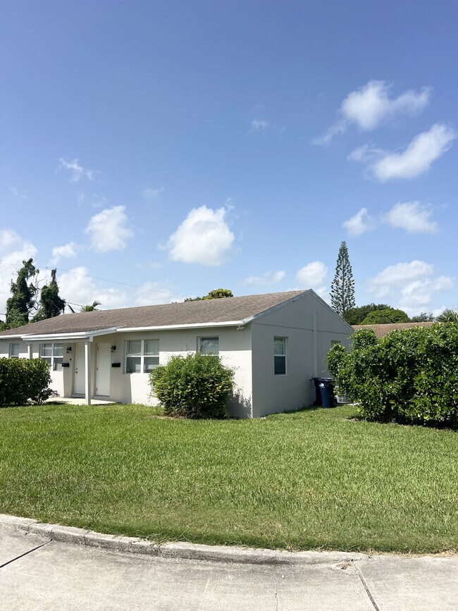 Photo - 11700 SW 221st St Rd