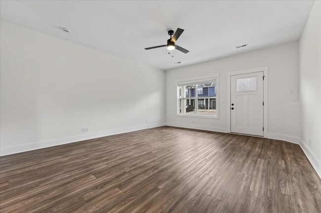 Photo - Pet Friendly Two Bedroom!