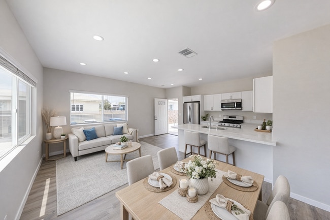 Photo - 4BD/2BA on Art! Lots of Parking!