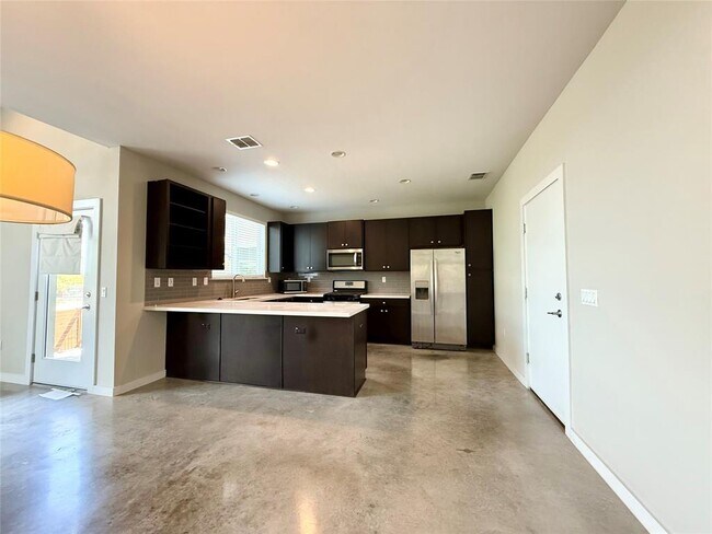 Photo - 301 W Stassney Ln Unit 19