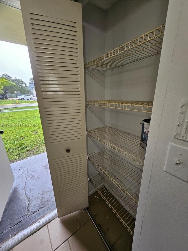 Photo - 7820 S Colony Cir Unit 102