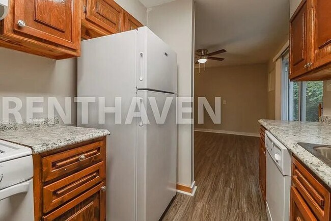 Photo - 301 Oregon Trail