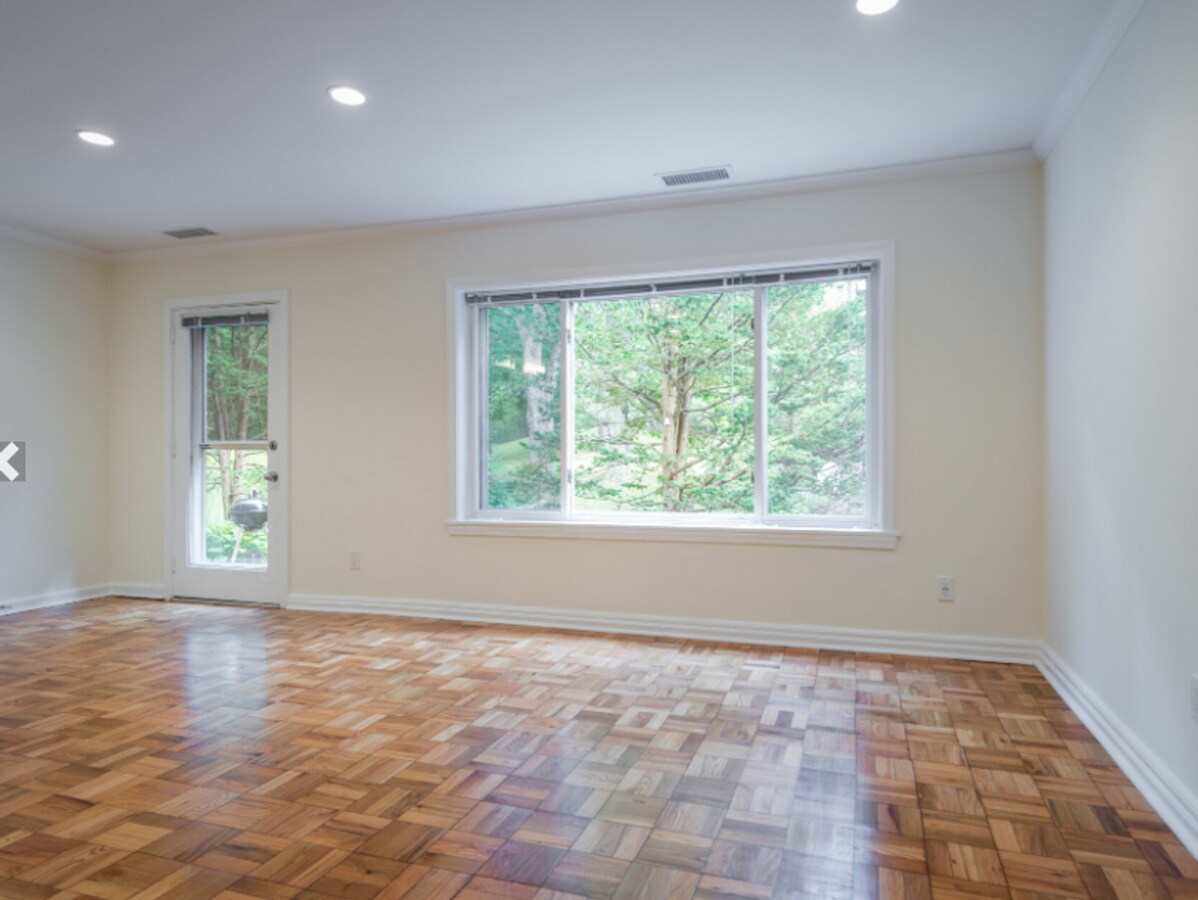 Photo - No Broker FEE!