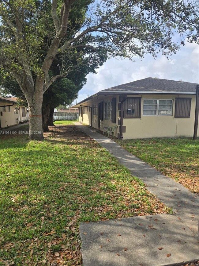 Photo - 2222 Garfield St Unidad 2 rear