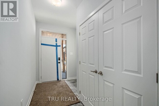 Photo - 813 Crossgate St