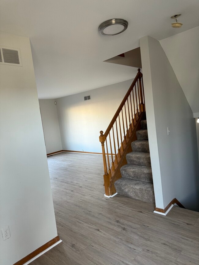 Photo - 16891 Penrod Dr