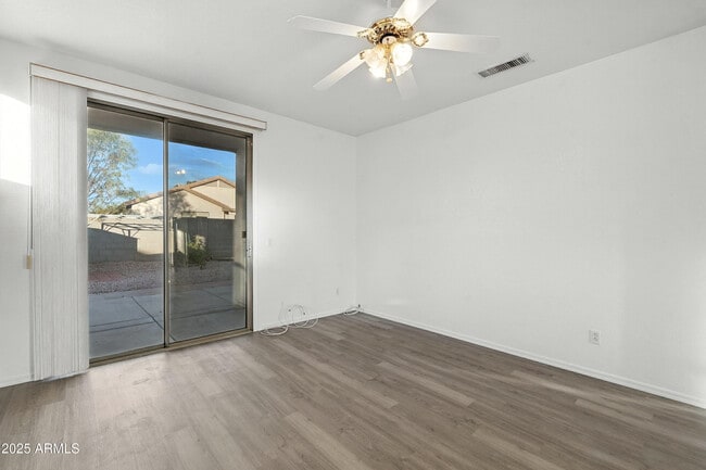 Photo - 8815 N 66th Ave