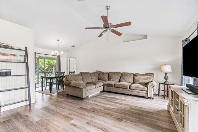 Photo - 15439 63rd Pl N