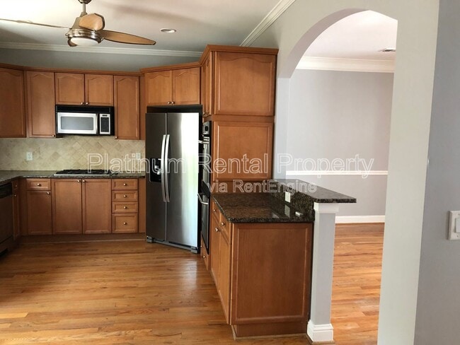 Photo - 11047 Lorin Way