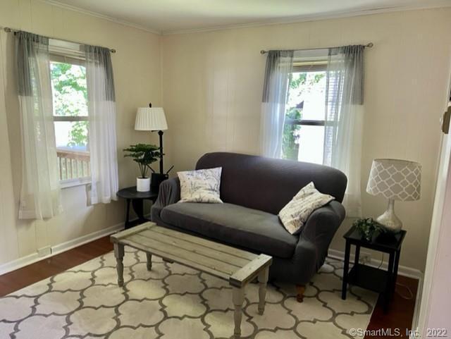 Photo - 77 Crestwood Rd