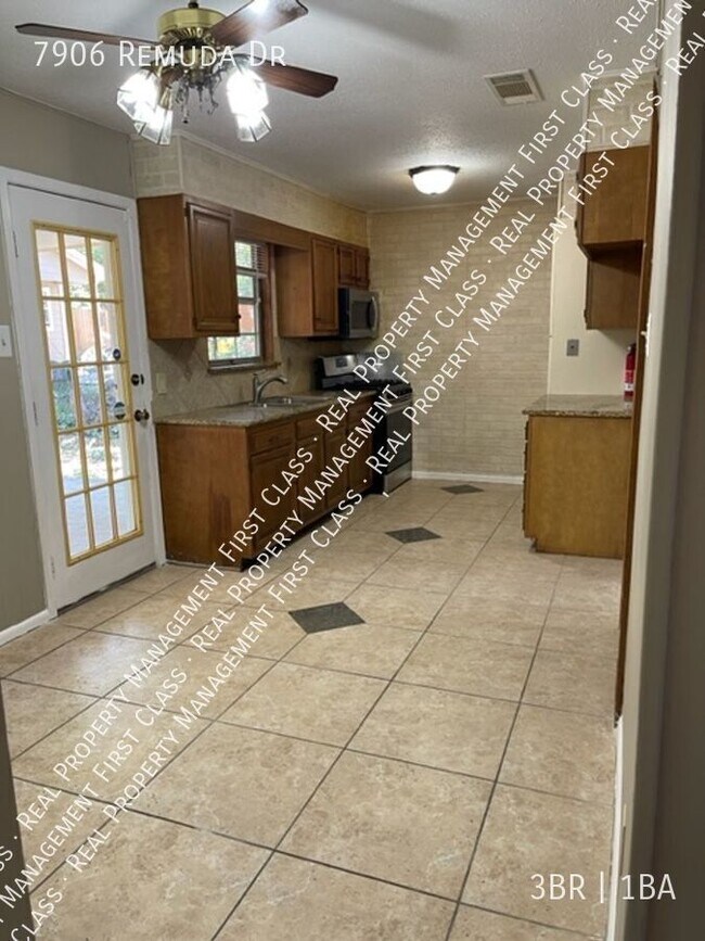 Photo - 7906 Remuda Dr