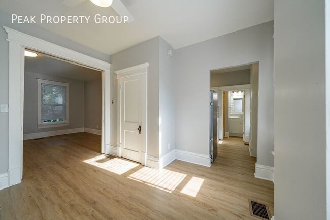 Photo - 950 Delaware Ave