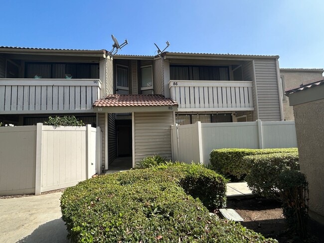 Building Photo - 85 COUNTRY MILE RD POMONA 91766 (2 BED / 2...