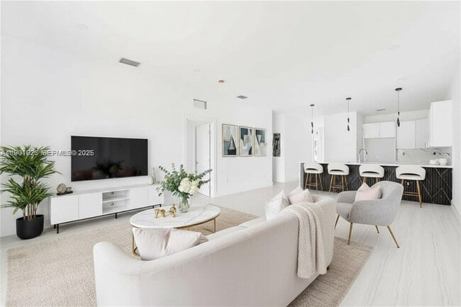 Photo - 10745 SW 217th St Unidad A