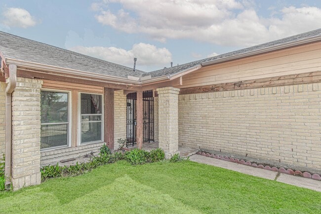 Photo - 12054 Plumpoint Dr