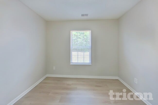 Photo - 2108 Wilkinson Dr
