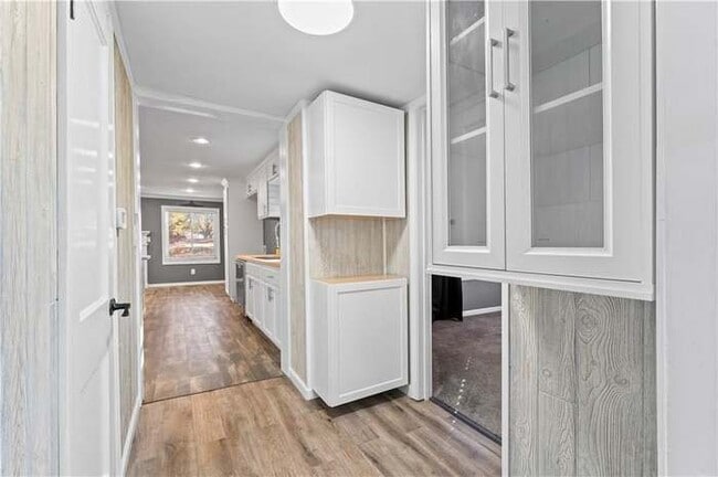 Photo - 2728 S Westport Rd