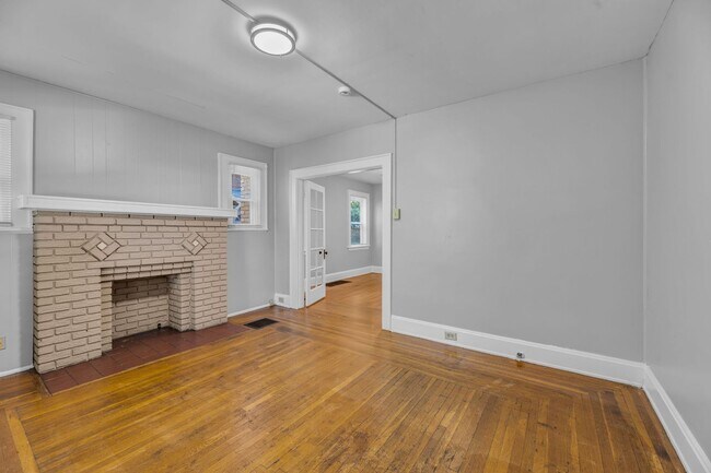 Photo - 1026 Schiff Ave Unit #1- SCHIFF 1026