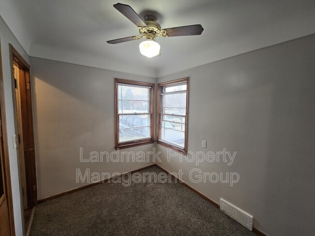 Photo - 18947 Runyon St