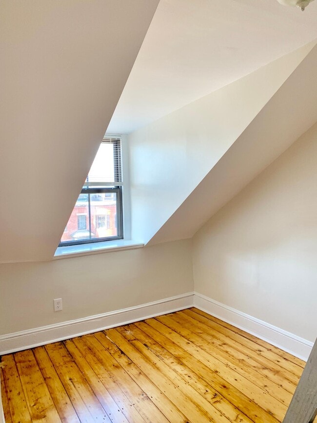 Building Photo - 614 Massachusetts Ave