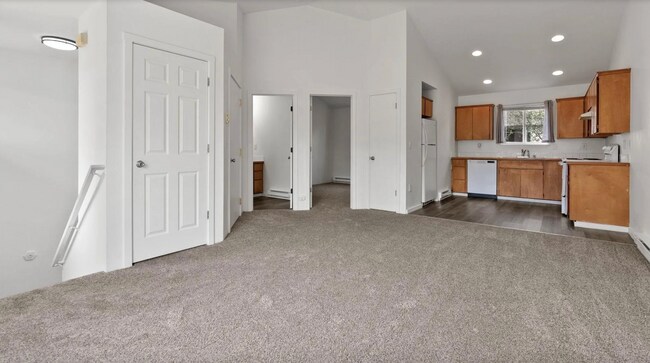 2308 E South Riverton Ave Unidad 2
