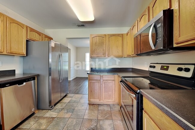 Photo - 121 Mockernut Dr