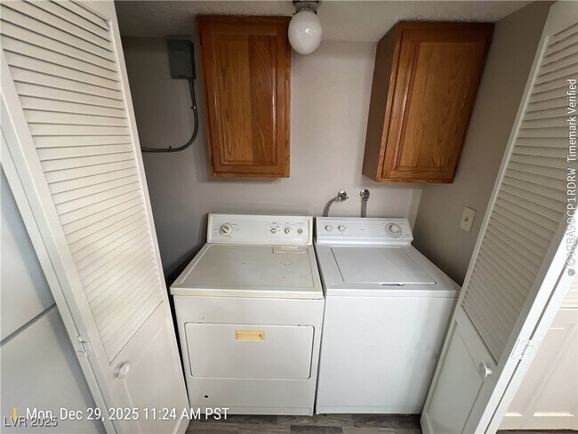 Photo - 3251 Dawnflower St