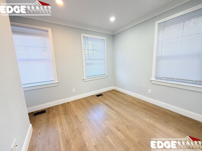 Photo - 12 Lopez Ave Unit 1