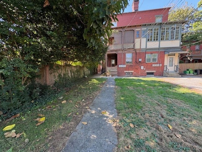 Photo - 729 S George St Unit 729 S George 3rd Floor