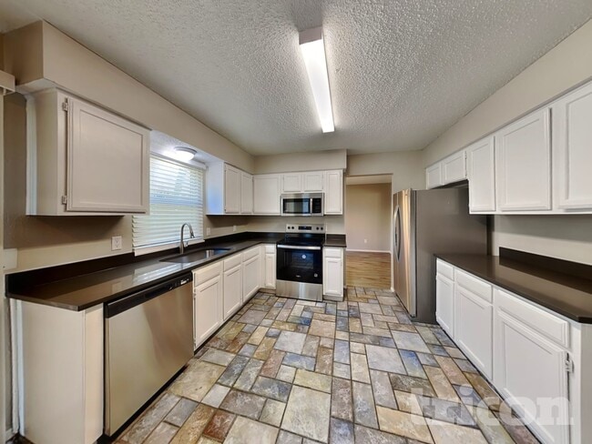 Photo - 4103 Orchard Hill Dr