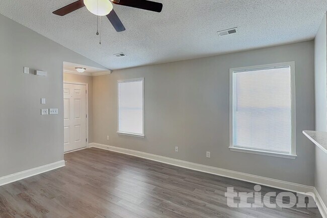 Photo - 11608 Stewarts Crossing Dr