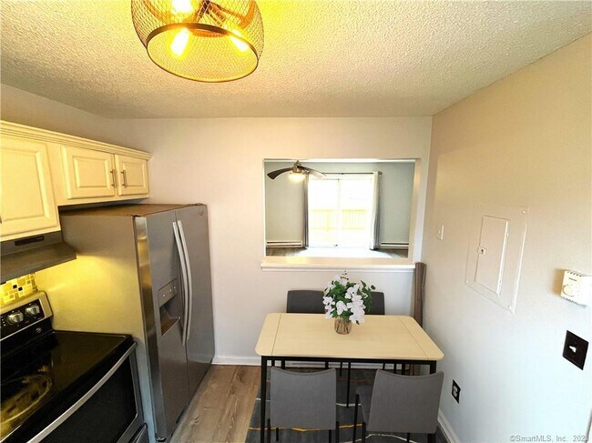 Photo - 121 Lexington Ave Unit 29