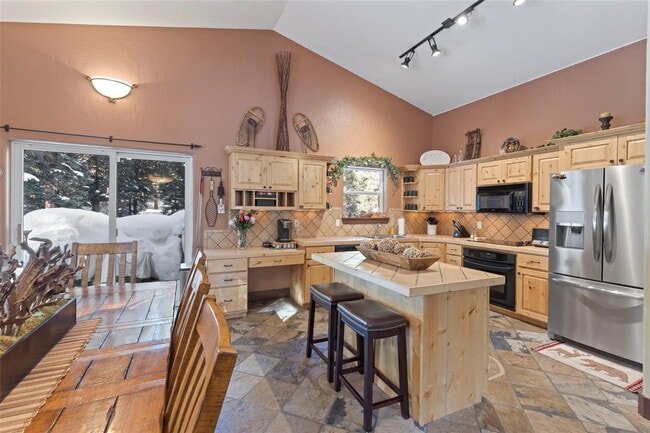 Photo - "Luxurious 3-Bed Sanctuary in Breckenridge...