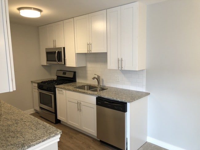 508 N Cass