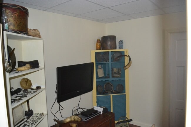 Photo - 553 Main St Unidad C