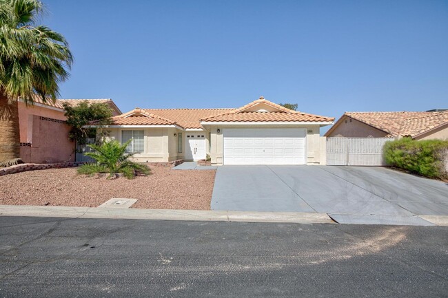 Building Photo - Single-Story in Guard-Gated Community with Stunning Strip & City Views