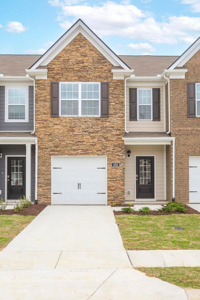 Lovely Townhome in Lebanon with Community ... - Lovely Townhome in Lebanon with Community ...